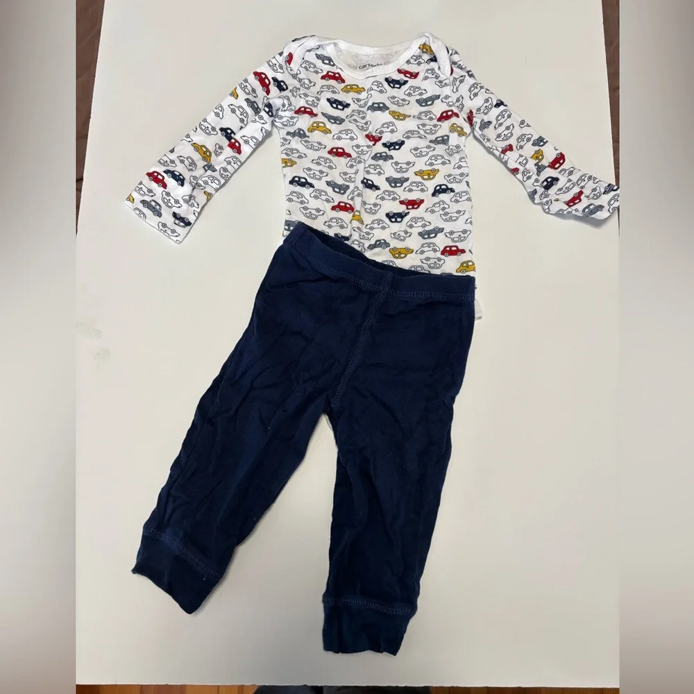 Carter’s cars outfit 9M navy blue long sleeve